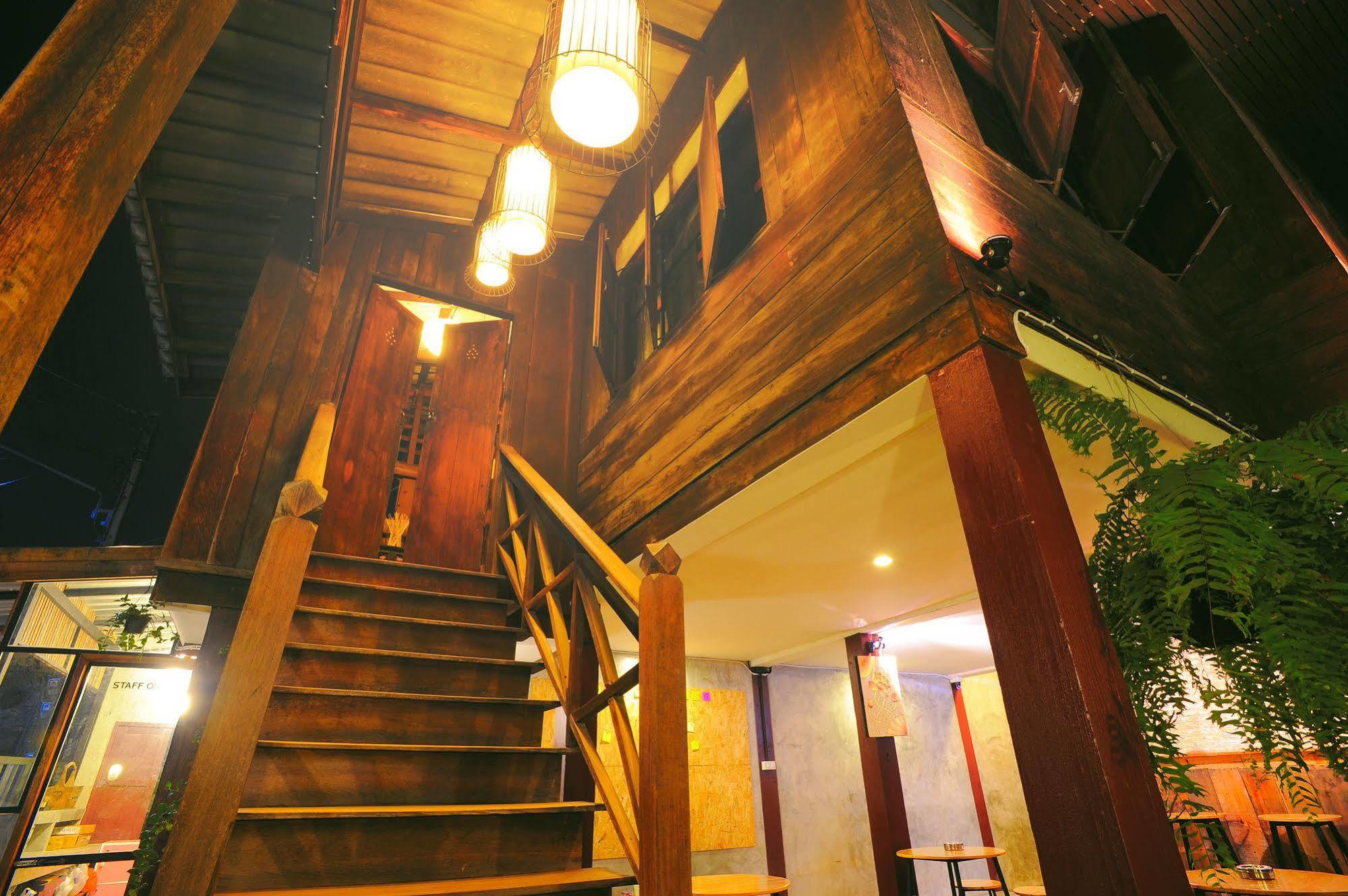 Manon Hostel Chiang Mai Eksteriør bilde