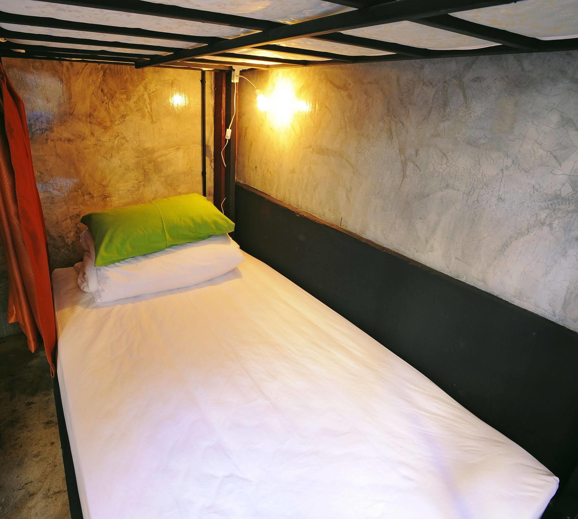 Manon Hostel Chiang Mai Eksteriør bilde