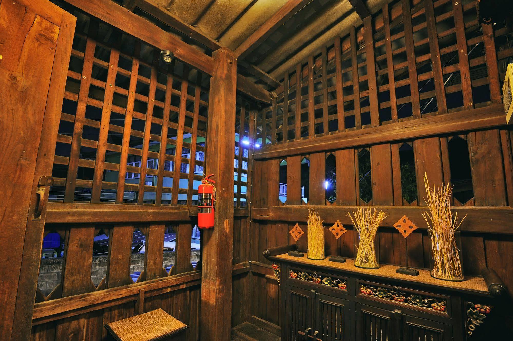 Manon Hostel Chiang Mai Eksteriør bilde