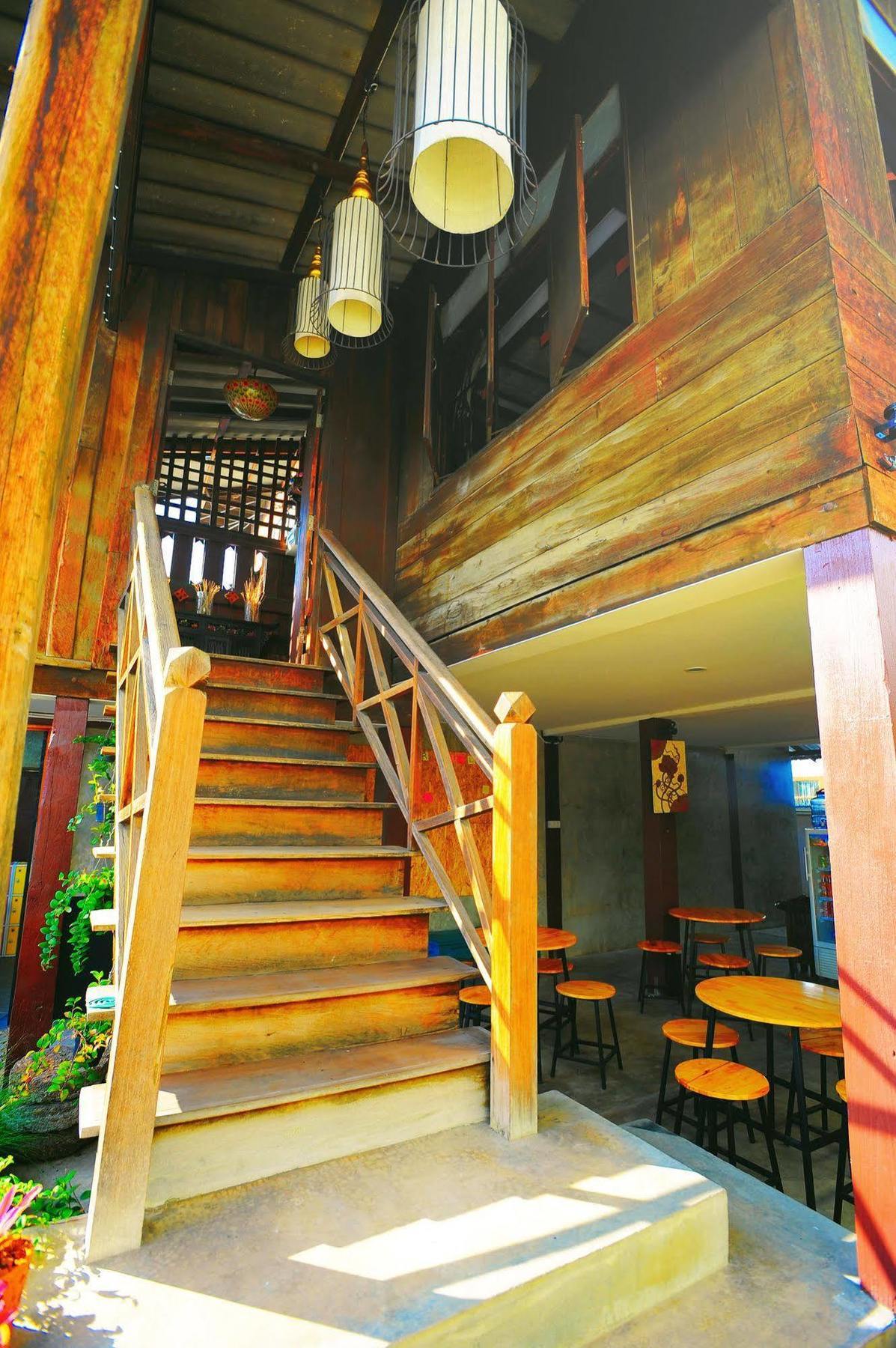 Manon Hostel Chiang Mai Eksteriør bilde