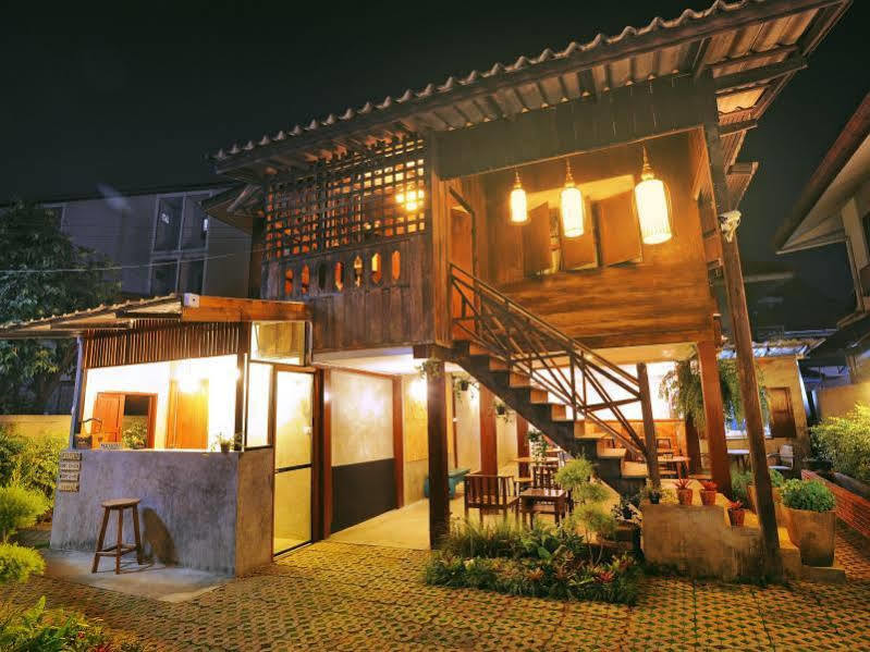 Manon Hostel Chiang Mai Eksteriør bilde